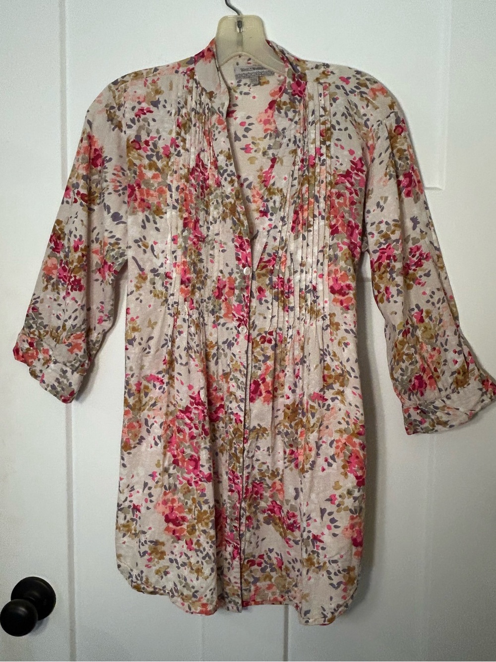 Vintage Lightweight Floral Pintuck Tunic Top